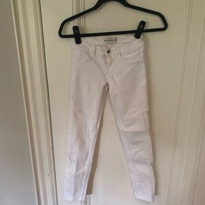 Abercrombie Kids White Skinny Jeans size 12 kids or size 24 women’s